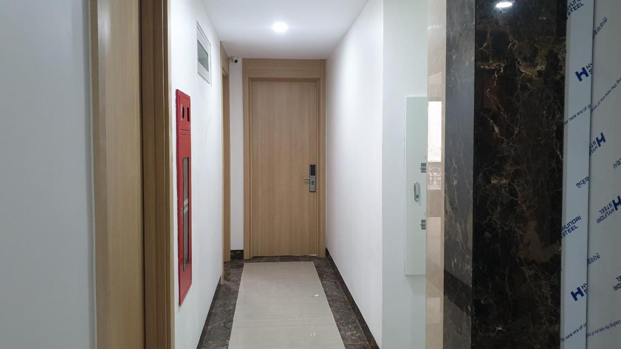Era Cozy Apartment Hanoi Bagian luar foto